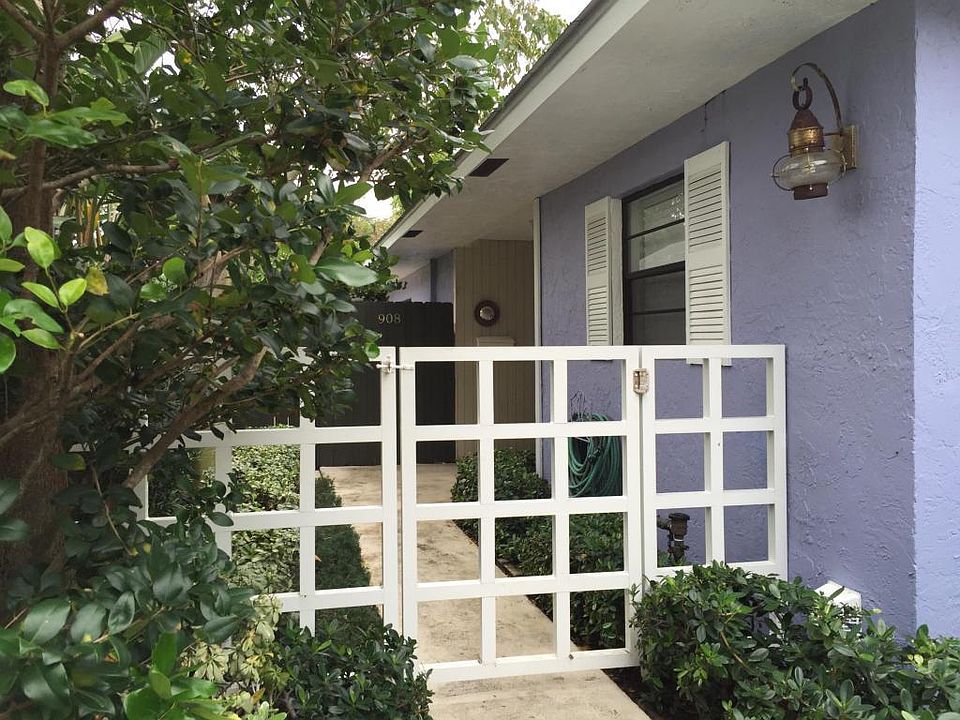 1st image of 908 NE 8th Ave