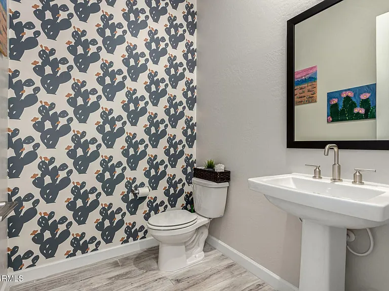 4810 E Helena Dr — Photo 17