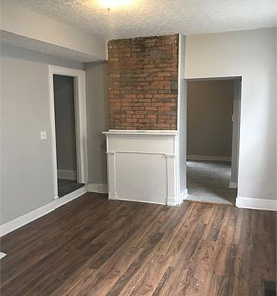 5th image of 188 N 20th St