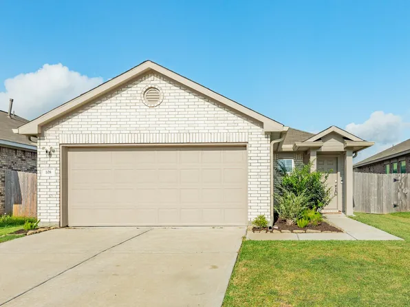 108 Cullen St, Angleton, TX 77515