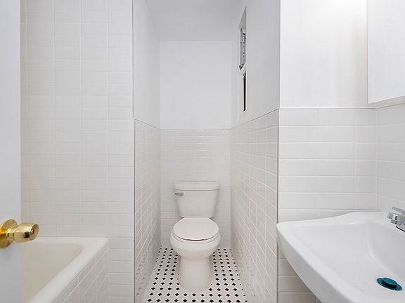 5th image of 516 E 78th St APT 1B