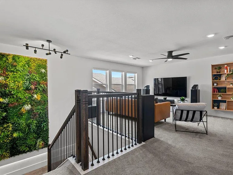 8208 Thelma Jean Dr — Photo 16