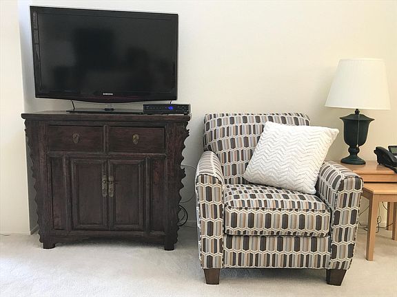 4th image of 500 E Amado Rd Unit 216