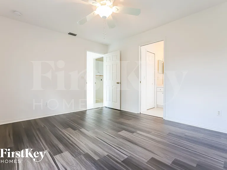 11092 Vanessa Ave — Photo 9