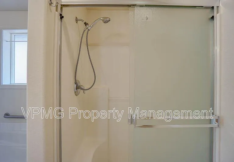 8620 NE 90th Pl — Photo 22