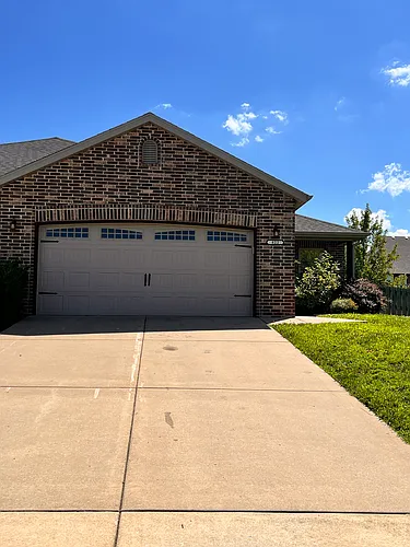 822 E Crystal Ave Photo 1