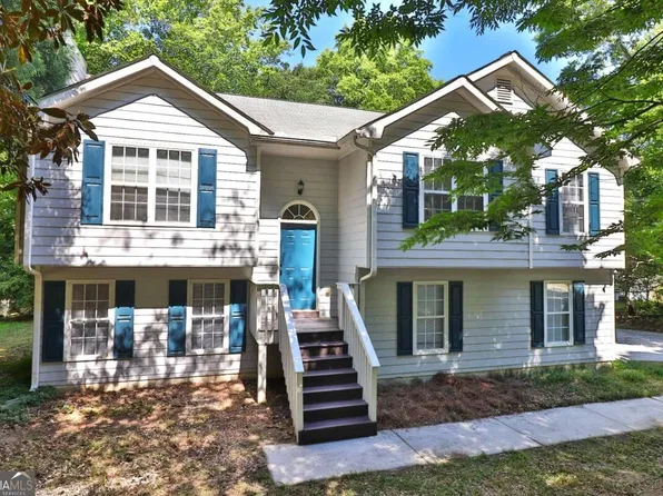 353 Fall View Ct, Winder, GA 30680