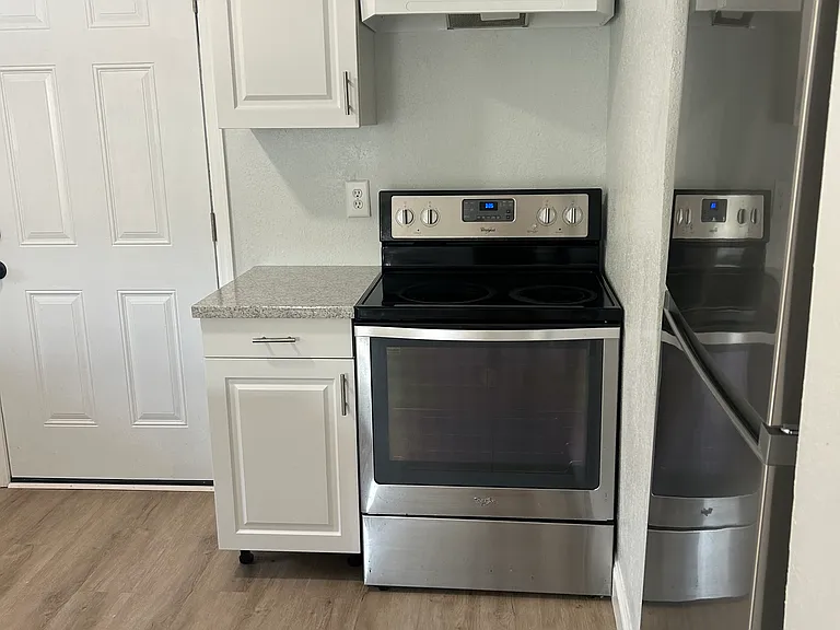 2437 University Dr #2437 — Photo 6