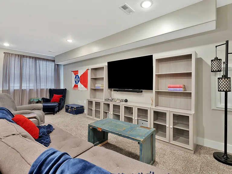 331 N 127th St E #201 — Photo 14