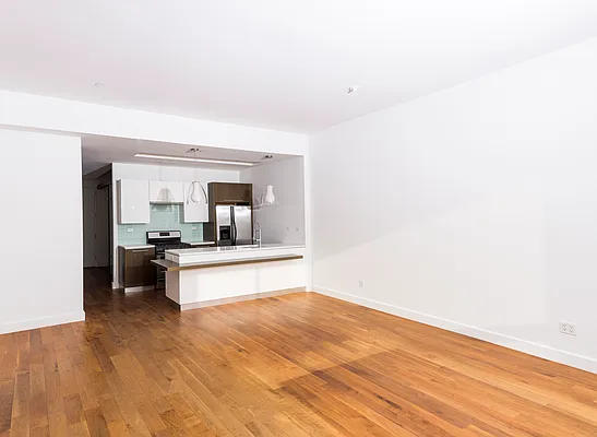 Sold by Modern Spaces | media 3
