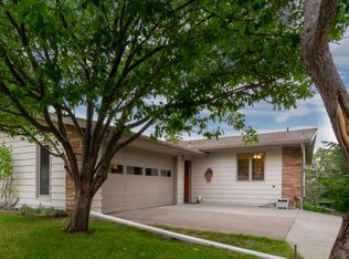 2741 Greenbriar Dr, Great Falls, MT 59404