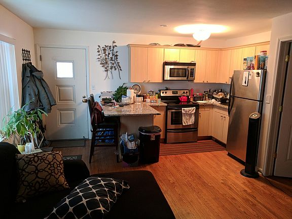 4th image of 6244 N Harlem Ave APT 7A