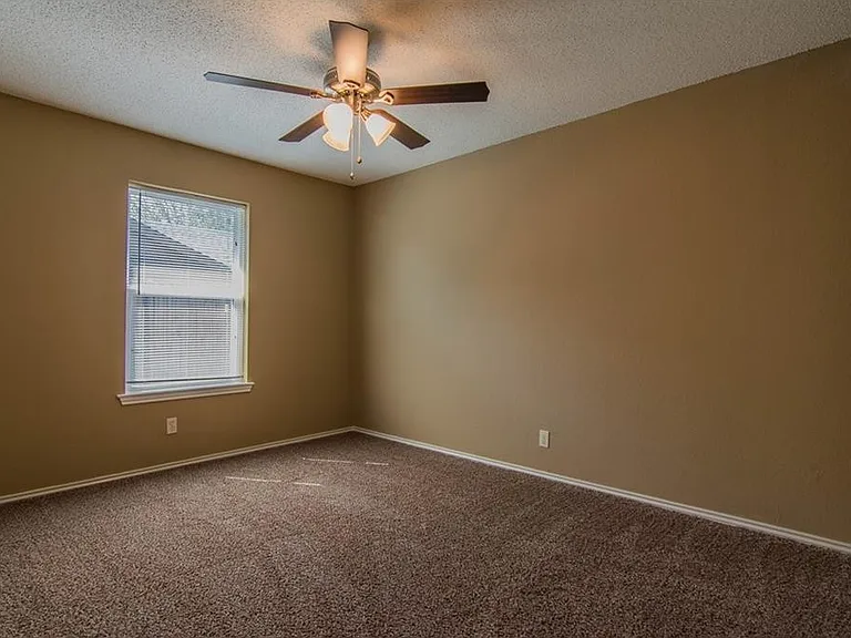 1080 W Hills Ter — Photo 12