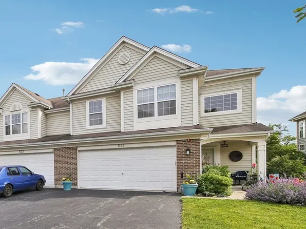 621 Blue Springs Dr #621, Fox Lake, IL 60020