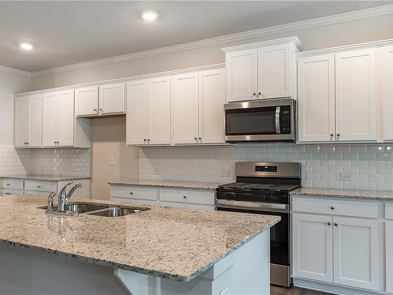 74 Grove Springs Ct SE — Photo 5