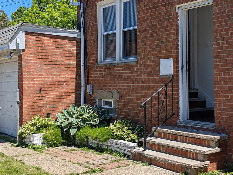 5914 Gerald Ave — Photo 4