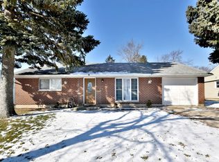 730 Dexter Ave, Romeoville, IL 60446