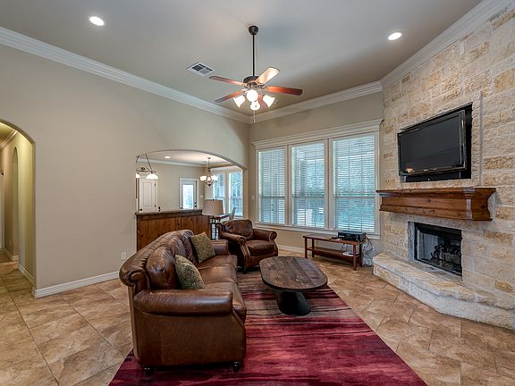 4th image of 17464 Wild Rose Ct