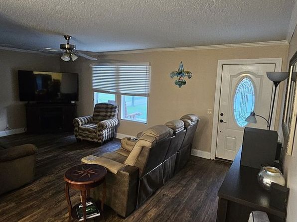 7511 Hidden Harbor Ln