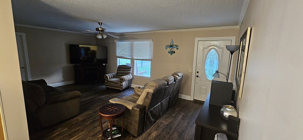 7511 Hidden Harbor Ln - Property Image