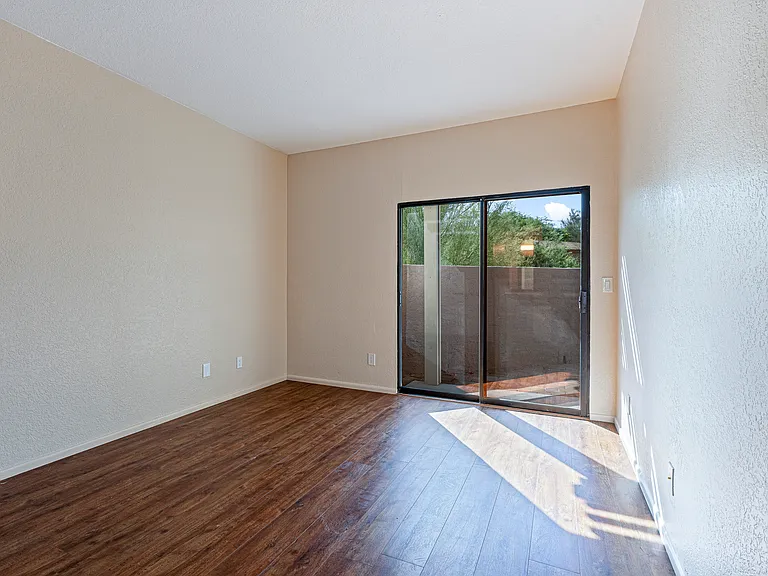 5557 N Crystal Mist Pl — Photo 9