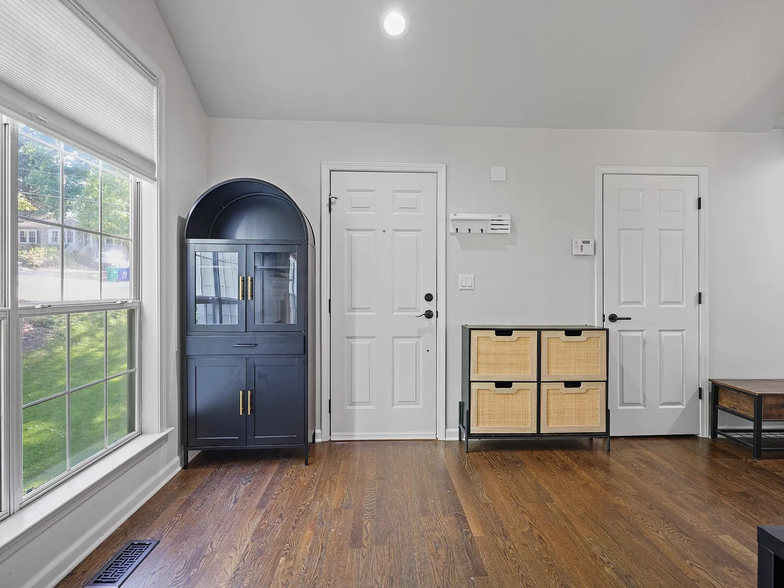 3 bed, 1533 sqft, $4,000 — Photo 3