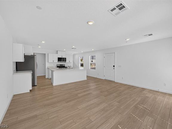 5th image of 295 Grunt Ave #2