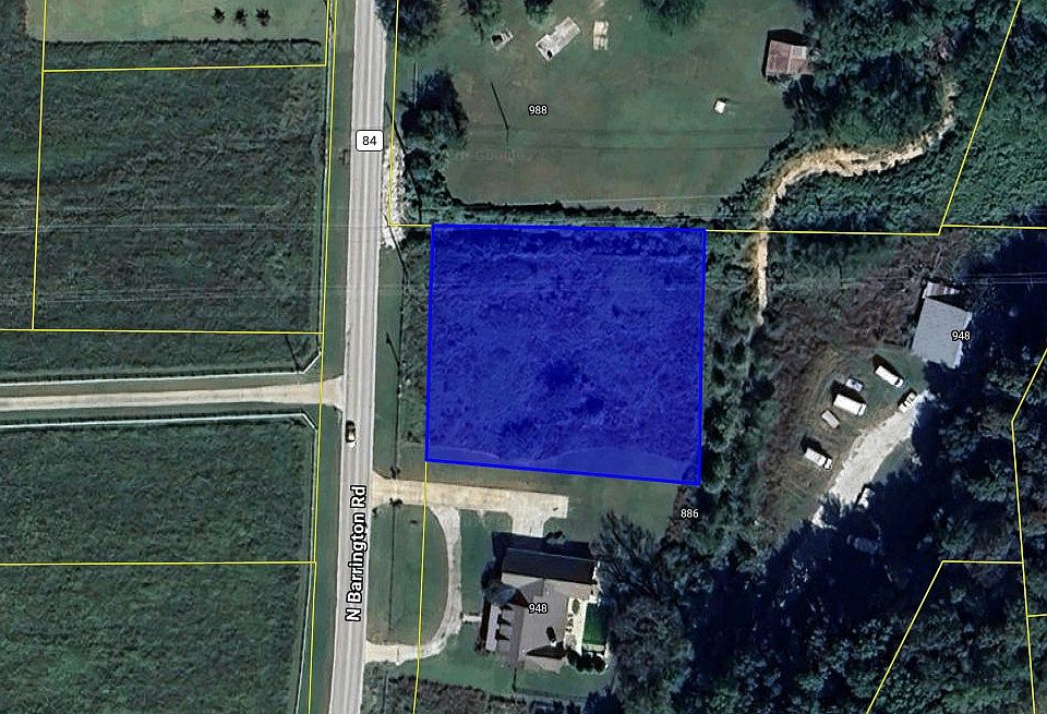 2nd image of N Barrington Rd