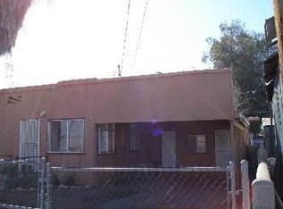 215 Bazoobuth St, Needles, CA 92363