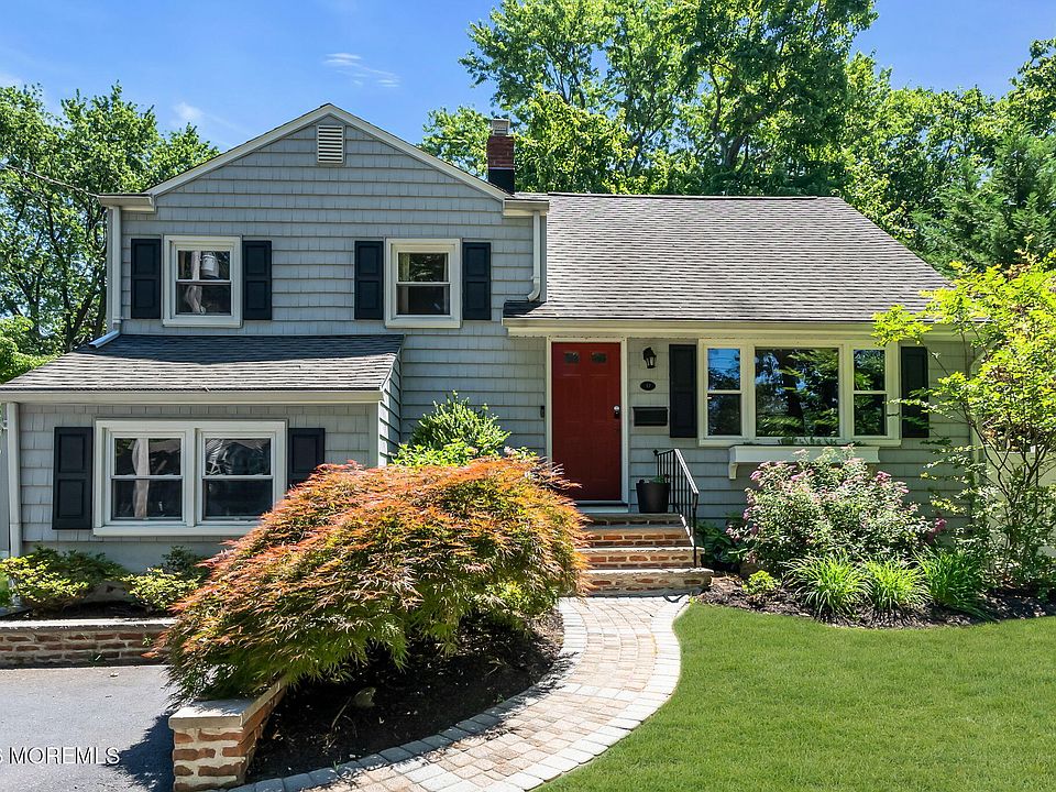 1st image of 37 Birch Drive