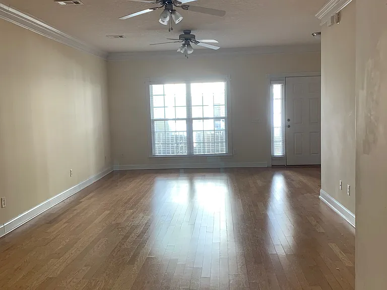408B Bradwell St — Photo 3
