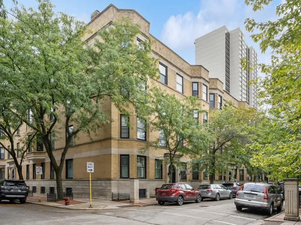 1717 N Crilly Ct APT 3, Chicago, IL 60614