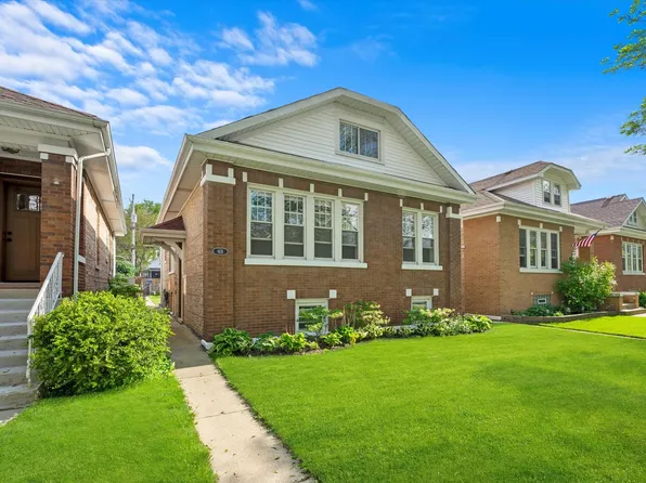 6131 W Cornelia Ave, Chicago, IL 60634