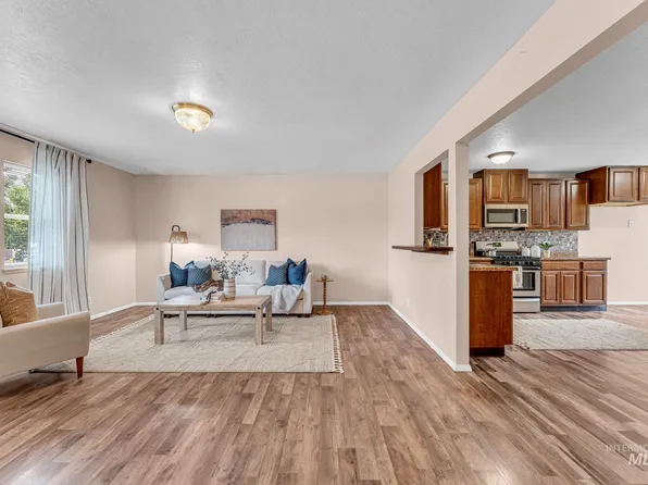 246 Avenida Del Rio Dr, Twin Falls, ID 83301
