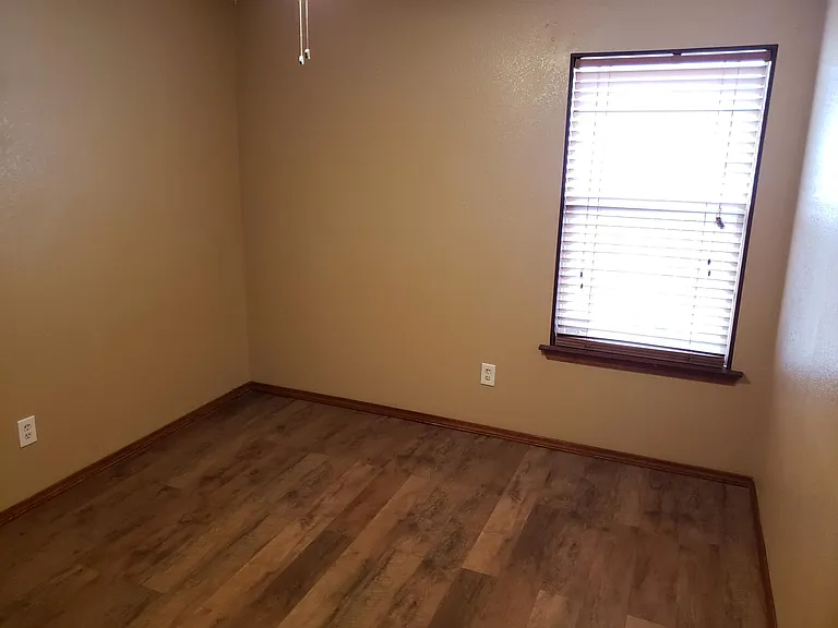10416 Connemara Dr SW — Photo 16