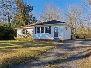 3403 Canterbury St, Greensboro, NC 27408