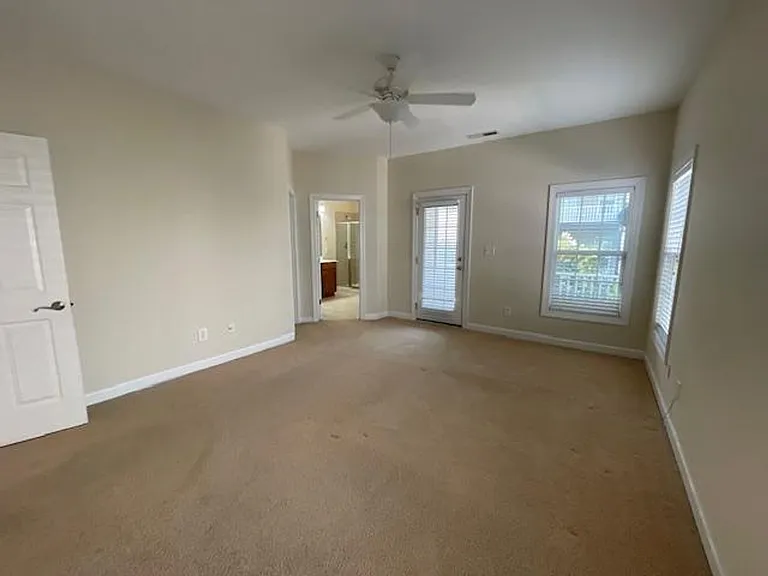 3513 Edgemont Dr — Photo 19