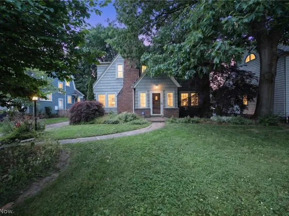 3008 Warrington Rd, Shaker Heights, OH 44120