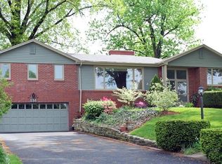 85 Southern Hilands Dr, Pittsburgh, PA