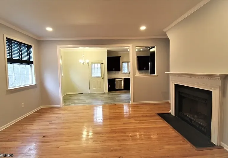 53 Hendrickson Dr — Photo 7