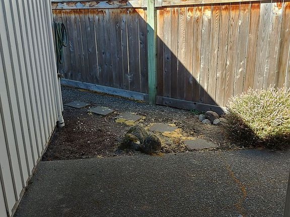2nd image of 1880 Lake Cove Ave #3328