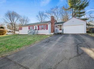 4 Jackie Dr, Millbury, MA 01527