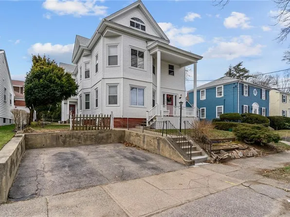 87 Blaisdell Ave #3, Pawtucket, RI 02860