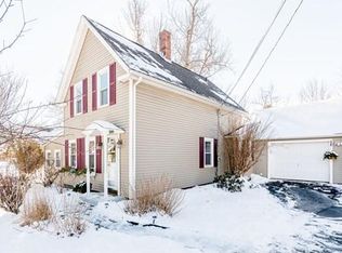 15 Groton St, Pepperell, MA 01463