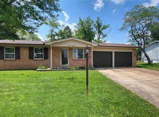 9554 Fantasy Ln, Saint Louis, MO 63126