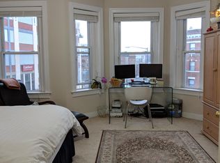 156 R St NE, Washington, DC 20002