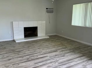 1121 W Lombard Pl #B, Anaheim, CA 92801