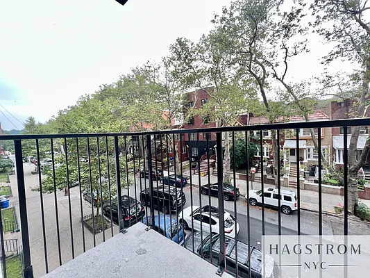 Rented by Hagstrom Management Inc | media 34