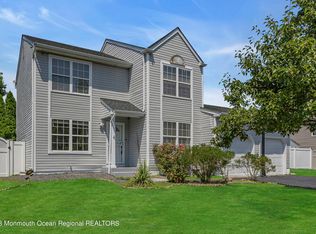 26 Sherrybrooke Dr, Howell, NJ 07731