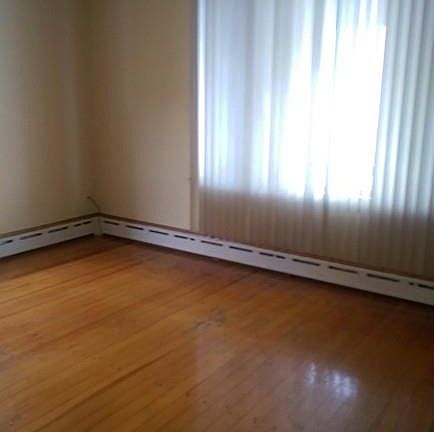 4th image of 219 William St